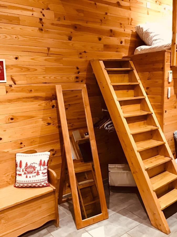 Le Chalet De La Ferme Du Tertre Villers-au-Tertre Dış mekan fotoğraf